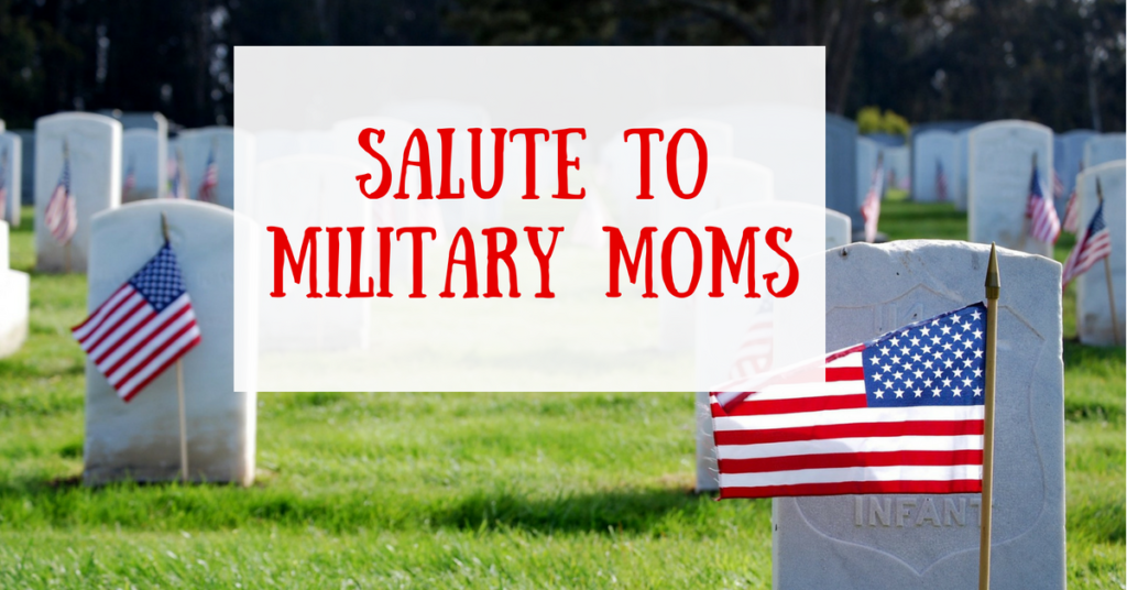 Salute to military mothers (1)